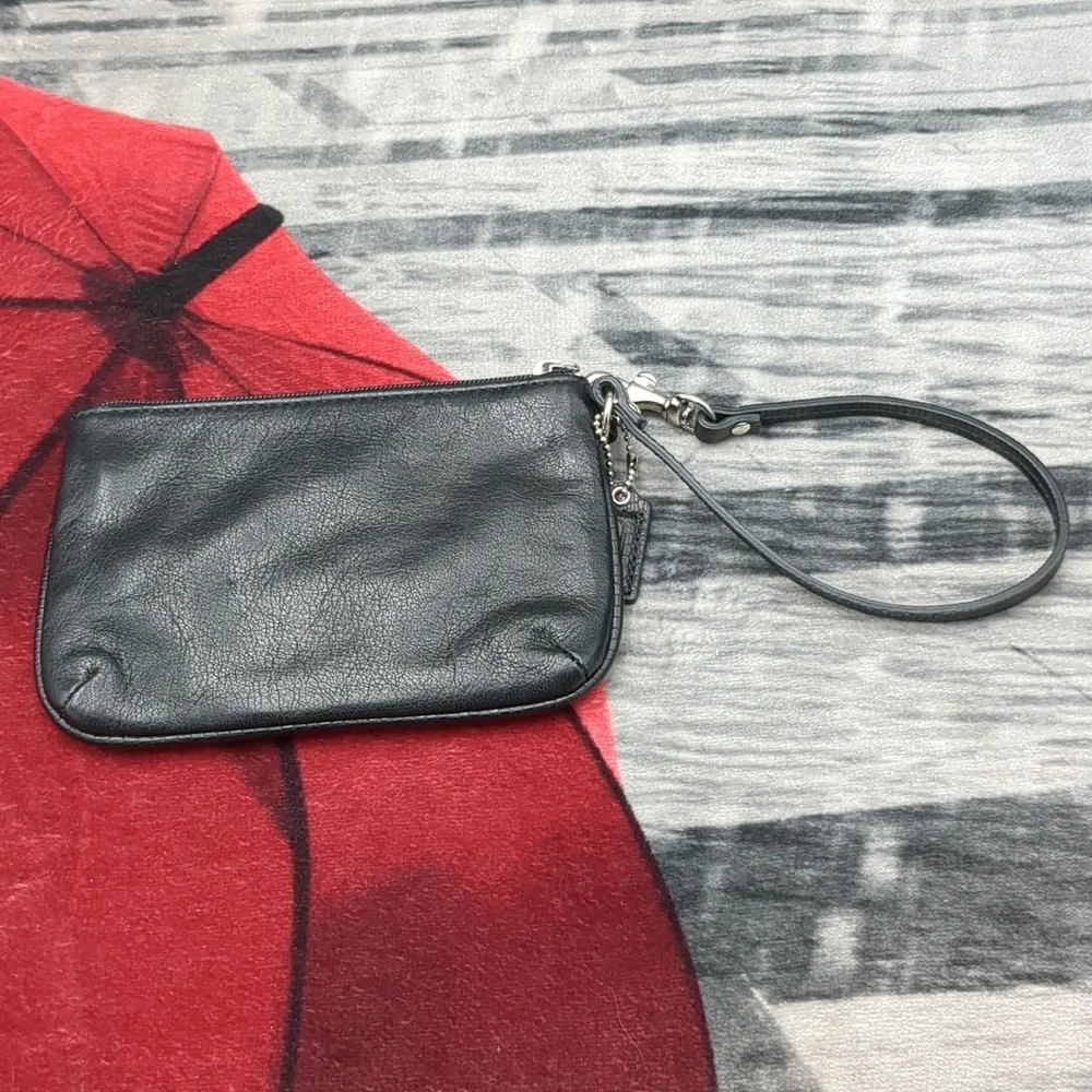 Coach Leather wristlet - Picture 4 of 11